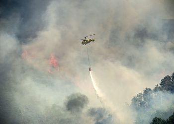 incêndio helicóptero