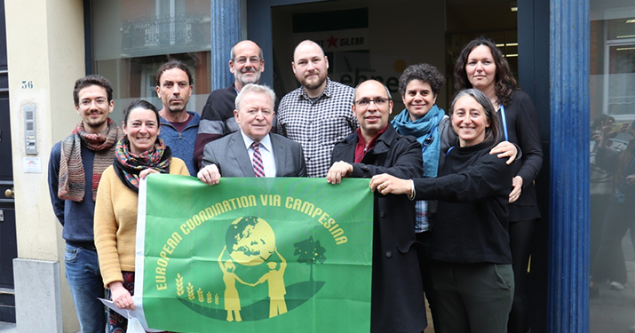 Comissário da Agricultura sublinhou importância dos pequenos e médios agricultores