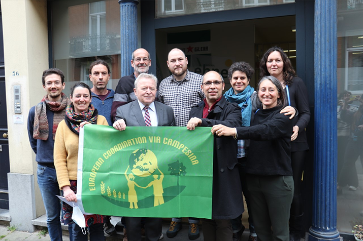 Comissário da Agricultura sublinhou importância dos pequenos e médios agricultores