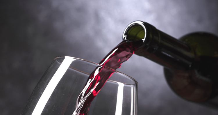 Produtores alentejanos criam associação em defesa de vinhos e espirituosas