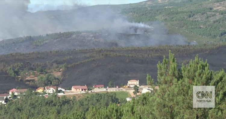 incendio vila pouca aguiar