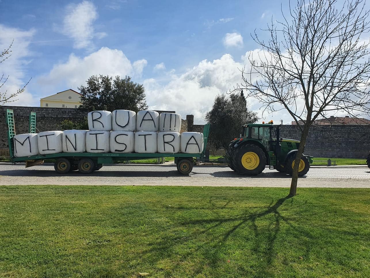 Agricultores acusam Governo de faltar à verdade com apoios prometidos: ＂É a pior gestão de política agrícola da história portuguesa＂