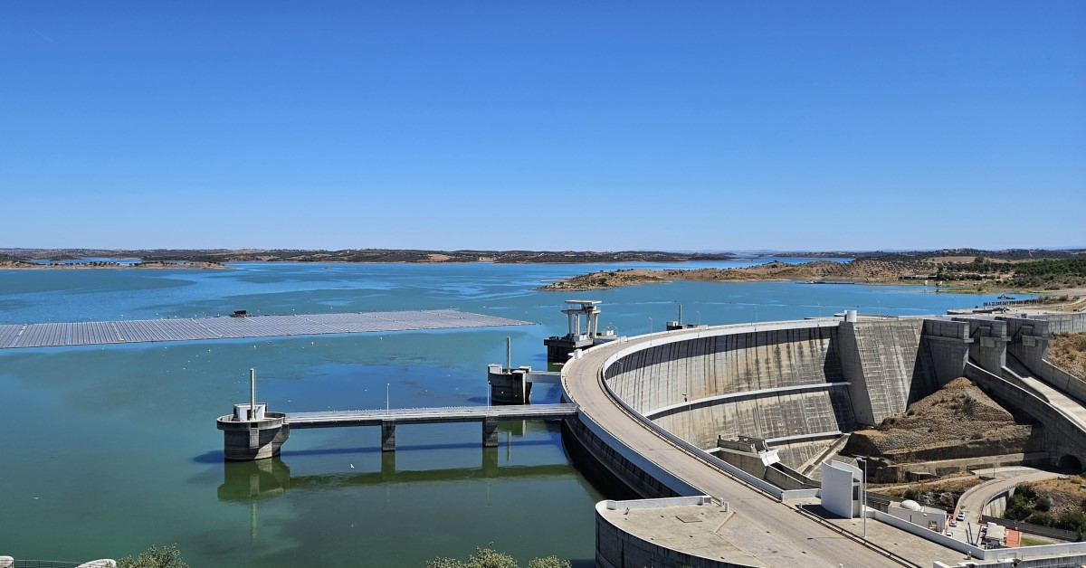 Barragem de Alqueva perto da cota máxima