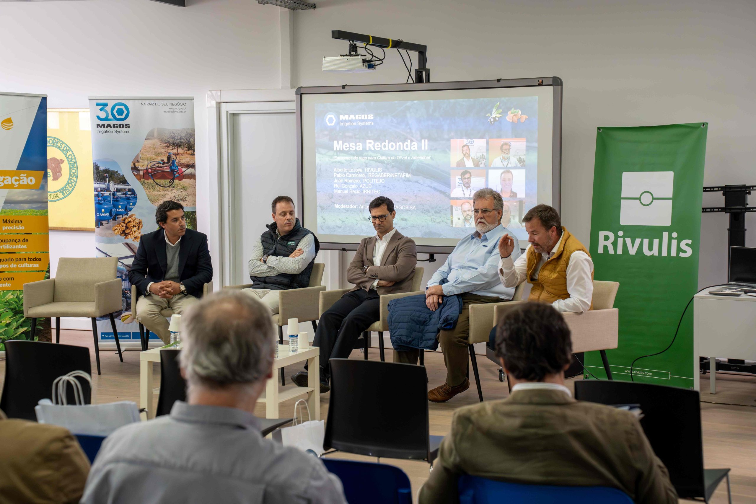 Colóquio Magos Ovibeja_mesa-redonda emissores de rega-min