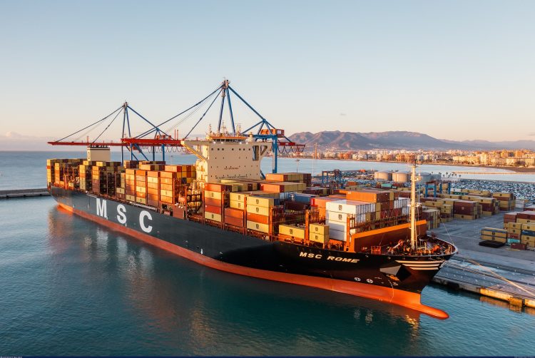 navio contentores mar