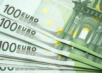 dinheiro 100 euros